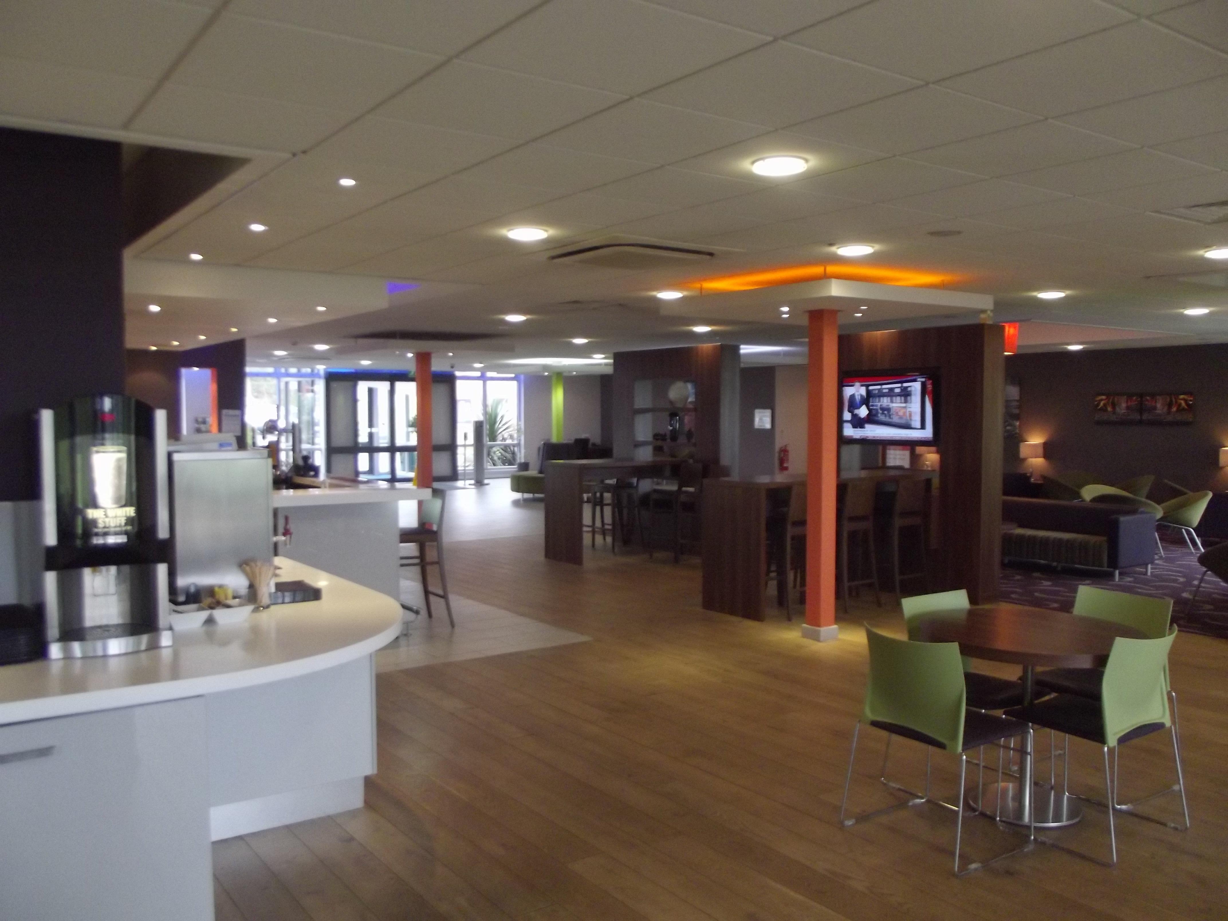 Holiday Inn Express Preston South By Ihg Dış mekan fotoğraf