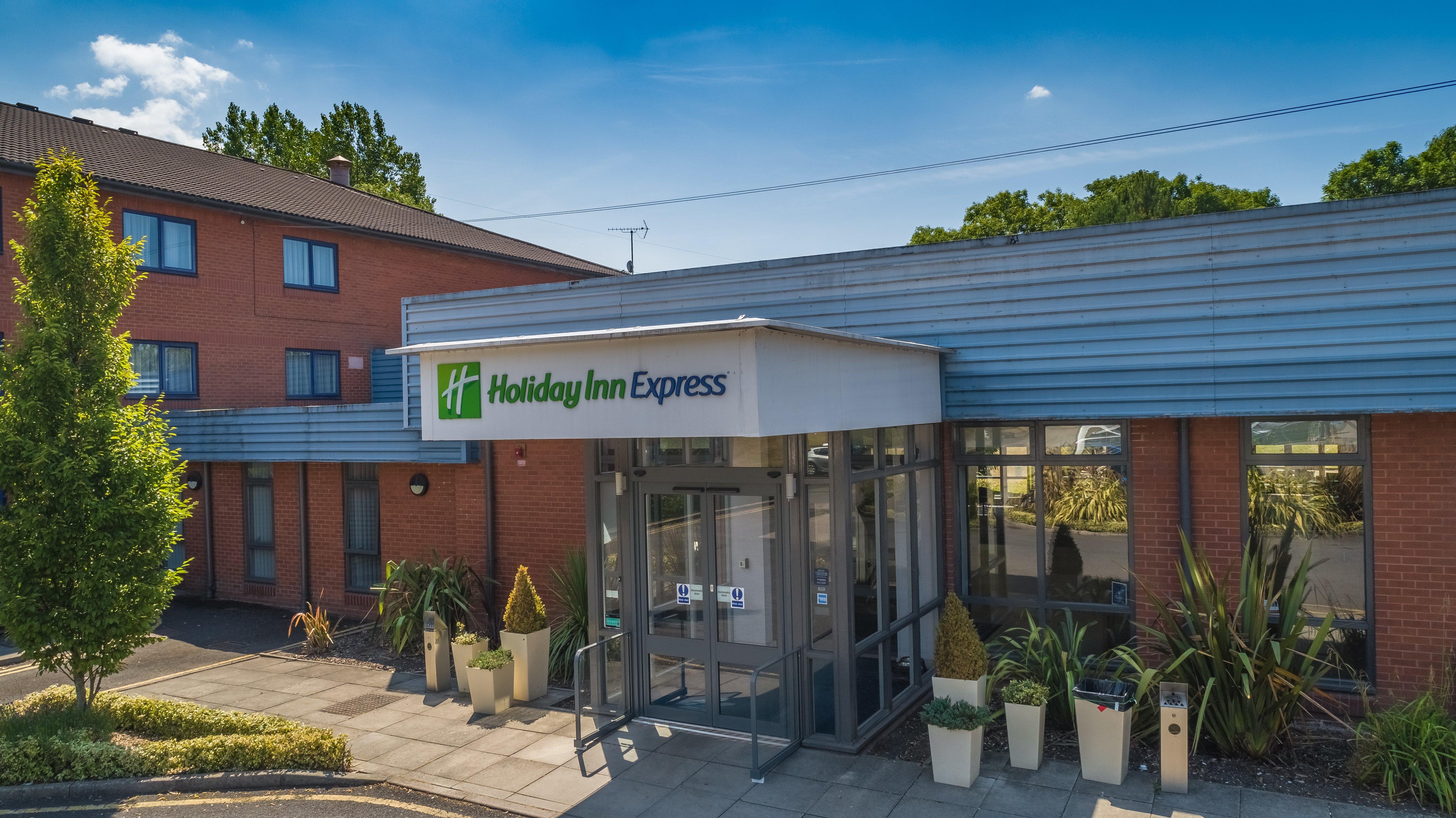 Holiday Inn Express Preston South By Ihg Dış mekan fotoğraf