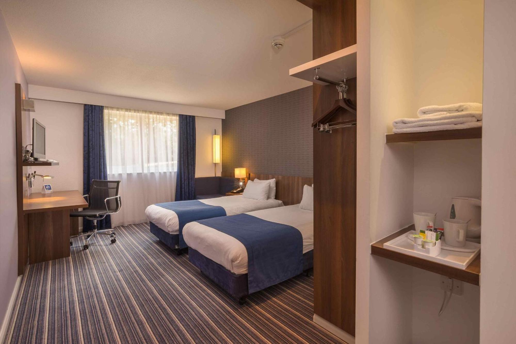Holiday Inn Express Preston South By Ihg Dış mekan fotoğraf