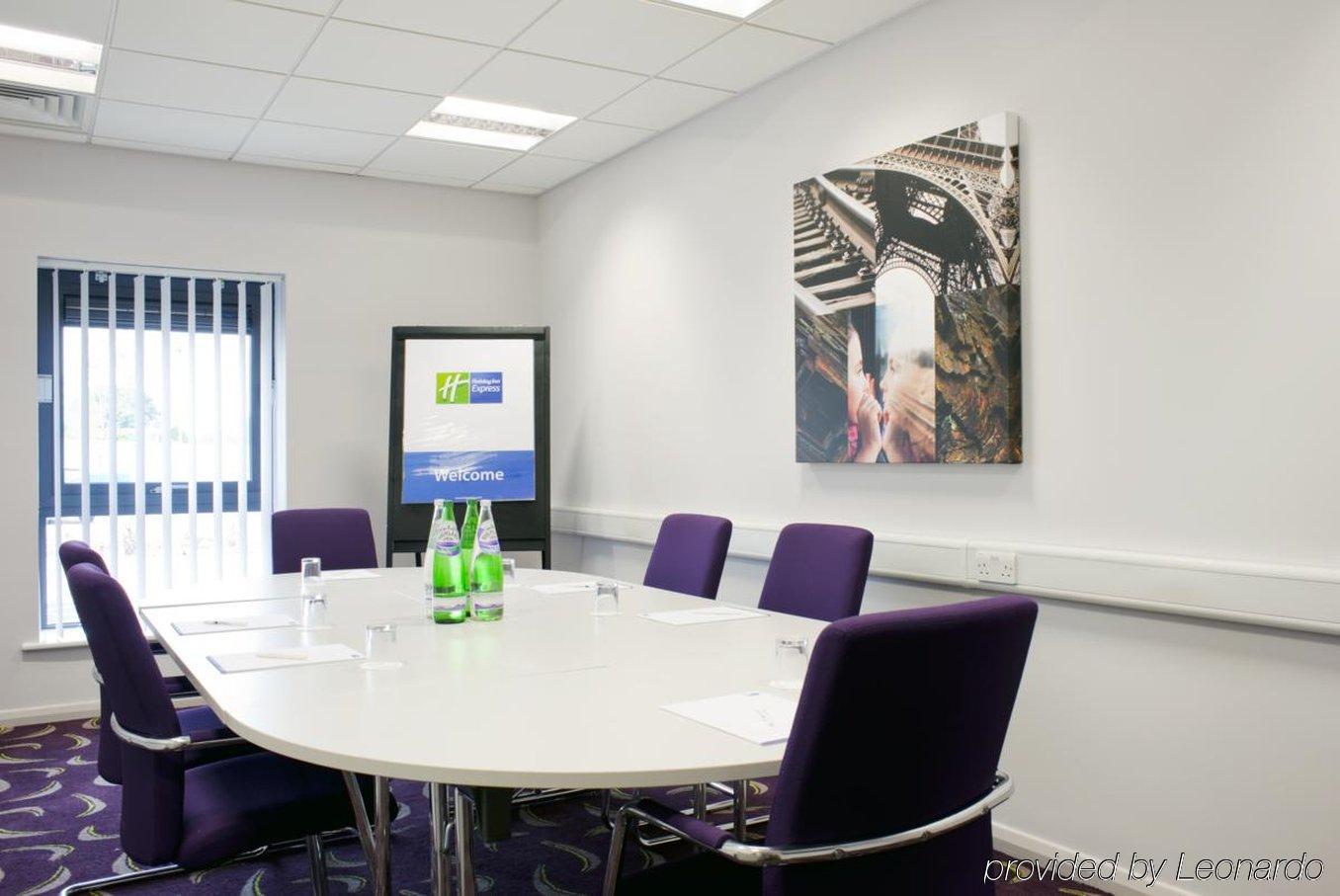 Holiday Inn Express Preston South By Ihg Dış mekan fotoğraf